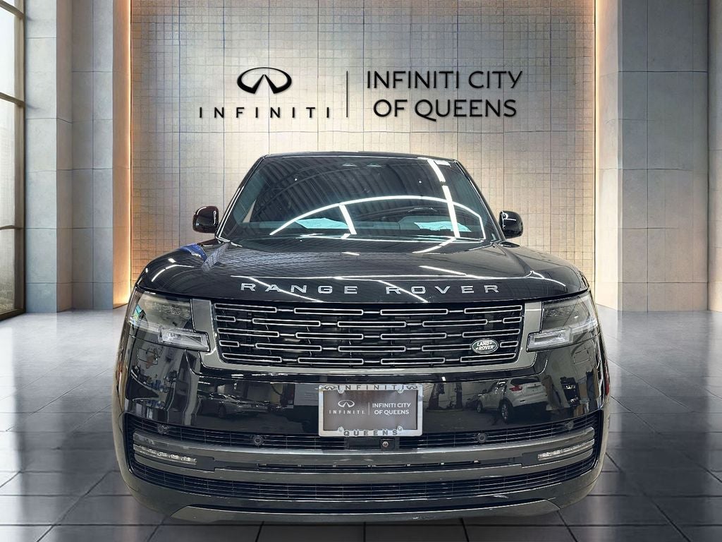 2025 Land Rover Range Rover SE