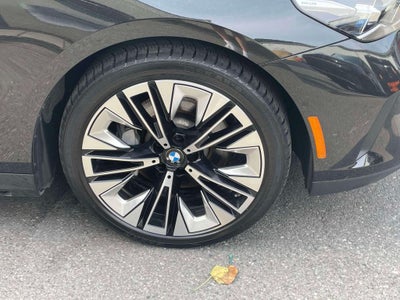 2025 BMW 5 Series 530i xDrive