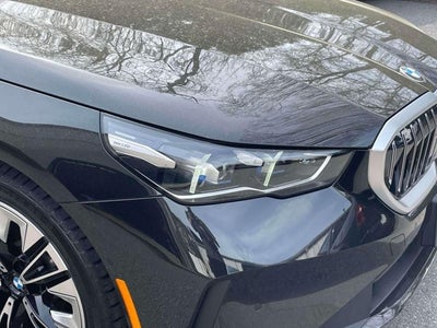 2025 BMW 5 Series 530i xDrive
