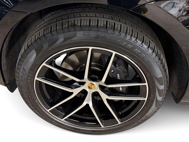 2024 Porsche Macan T