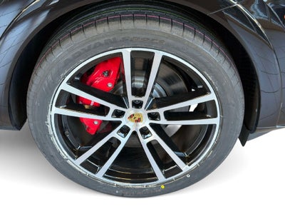 2024 Porsche Cayenne S