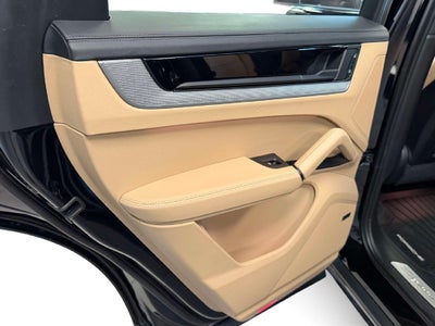 2024 Porsche Cayenne S