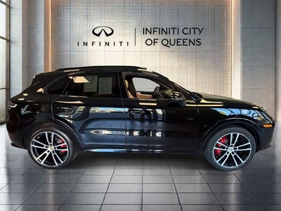 2024 Porsche Cayenne S
