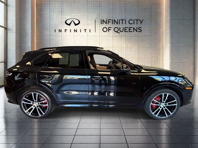 2024 Porsche Cayenne S
