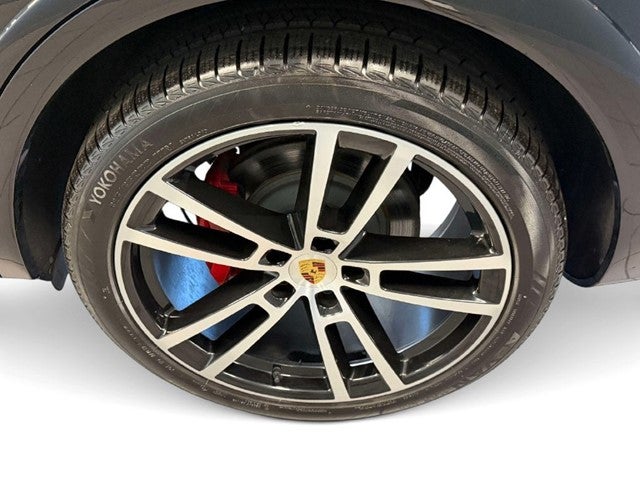 2024 Porsche Cayenne S