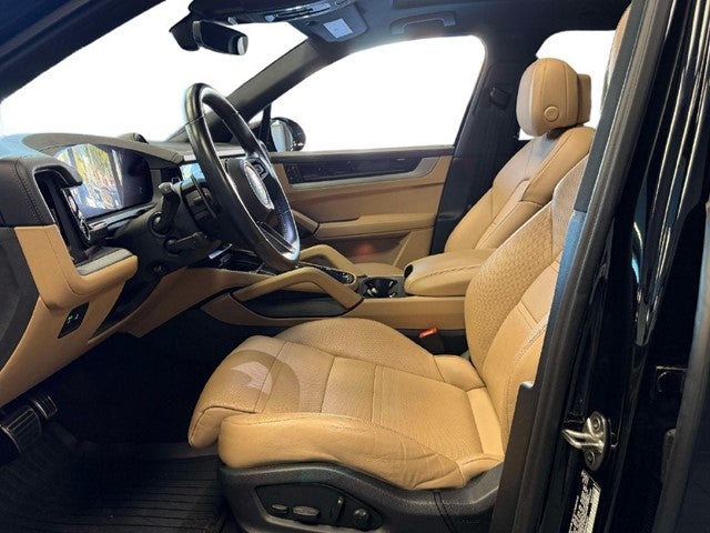 2024 Porsche Cayenne S