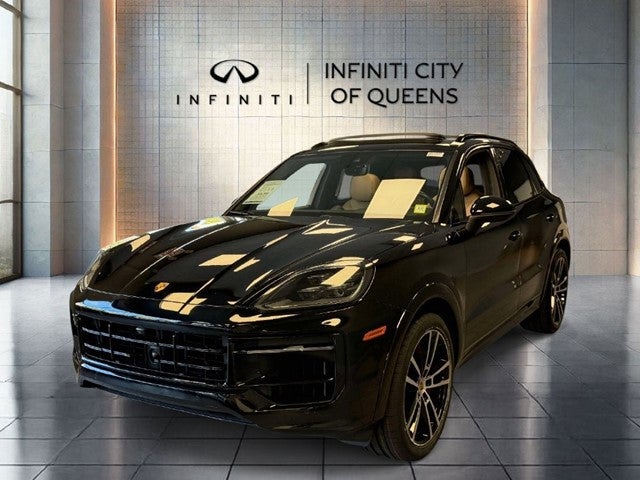 2024 Porsche Cayenne S