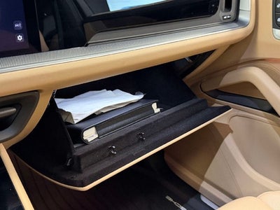 2024 Porsche Cayenne S