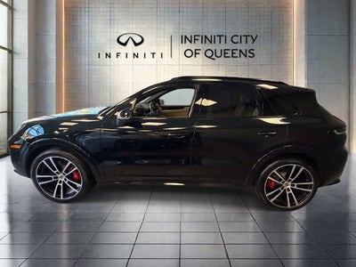 2024 Porsche Cayenne S