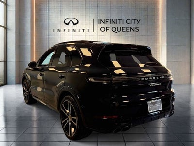 2024 Porsche Cayenne S