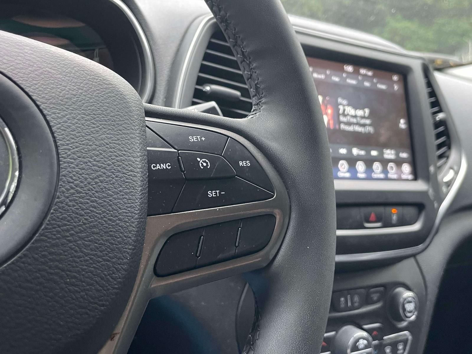 2022 Jeep Cherokee Latitude Lux 4x4