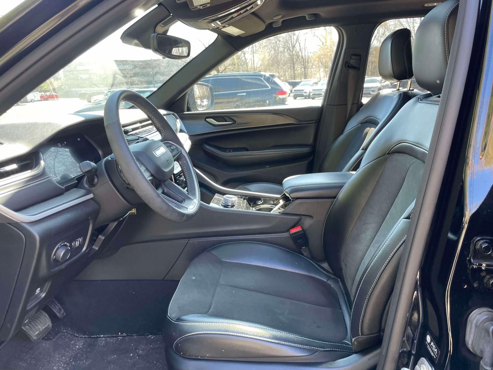 2023 Jeep Grand Cherokee Altitude 4x4