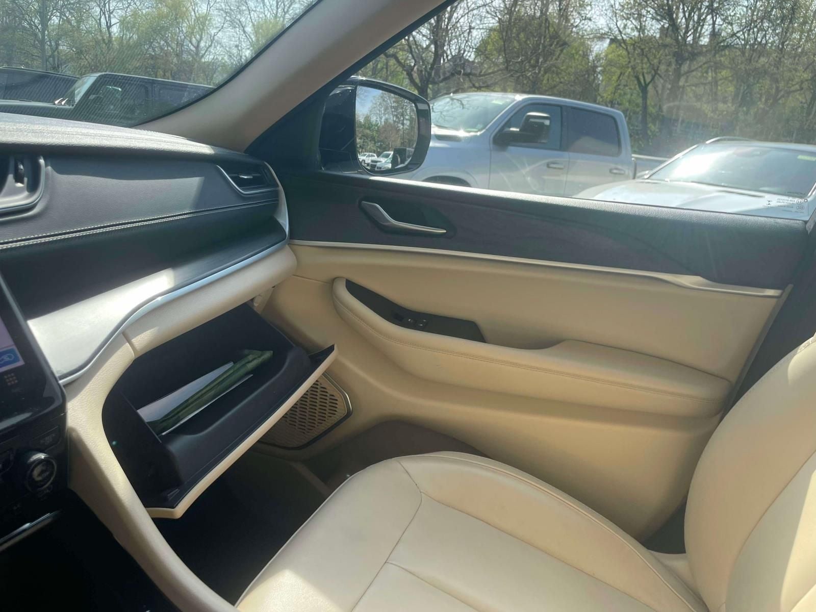 2022 Jeep Grand Cherokee L Limited 4x4