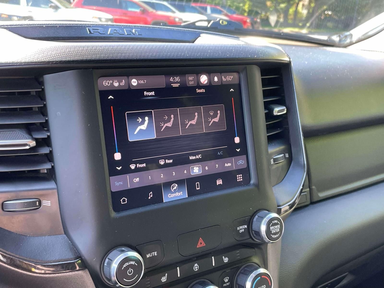 2023 RAM 1500 Big Horn Crew Cab 4x4 5'7' Box