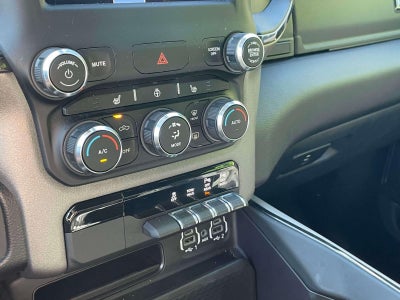 2023 RAM 1500 Big Horn Crew Cab 4x4 5'7' Box
