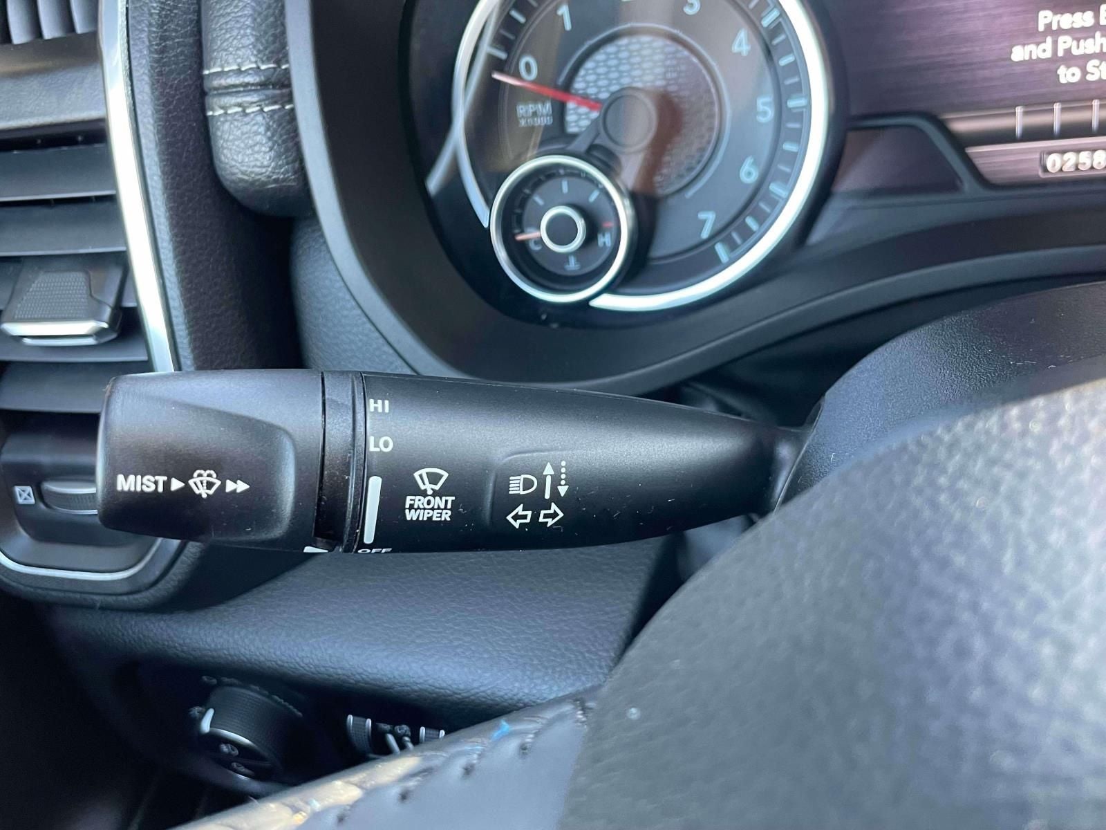 2023 RAM 1500 Laramie Crew Cab 4x4 5'7' Box