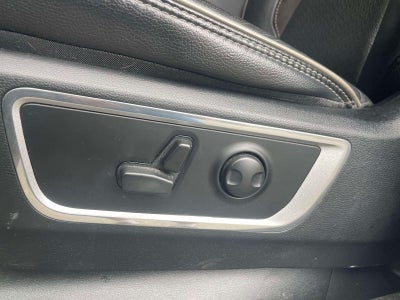 2023 RAM 1500 Laramie Crew Cab 4x4 5'7' Box