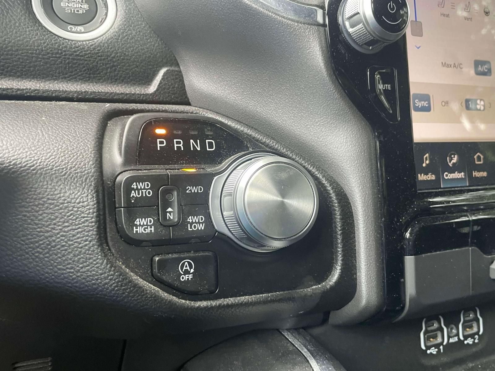 2023 RAM 1500 Laramie Crew Cab 4x4 5'7' Box