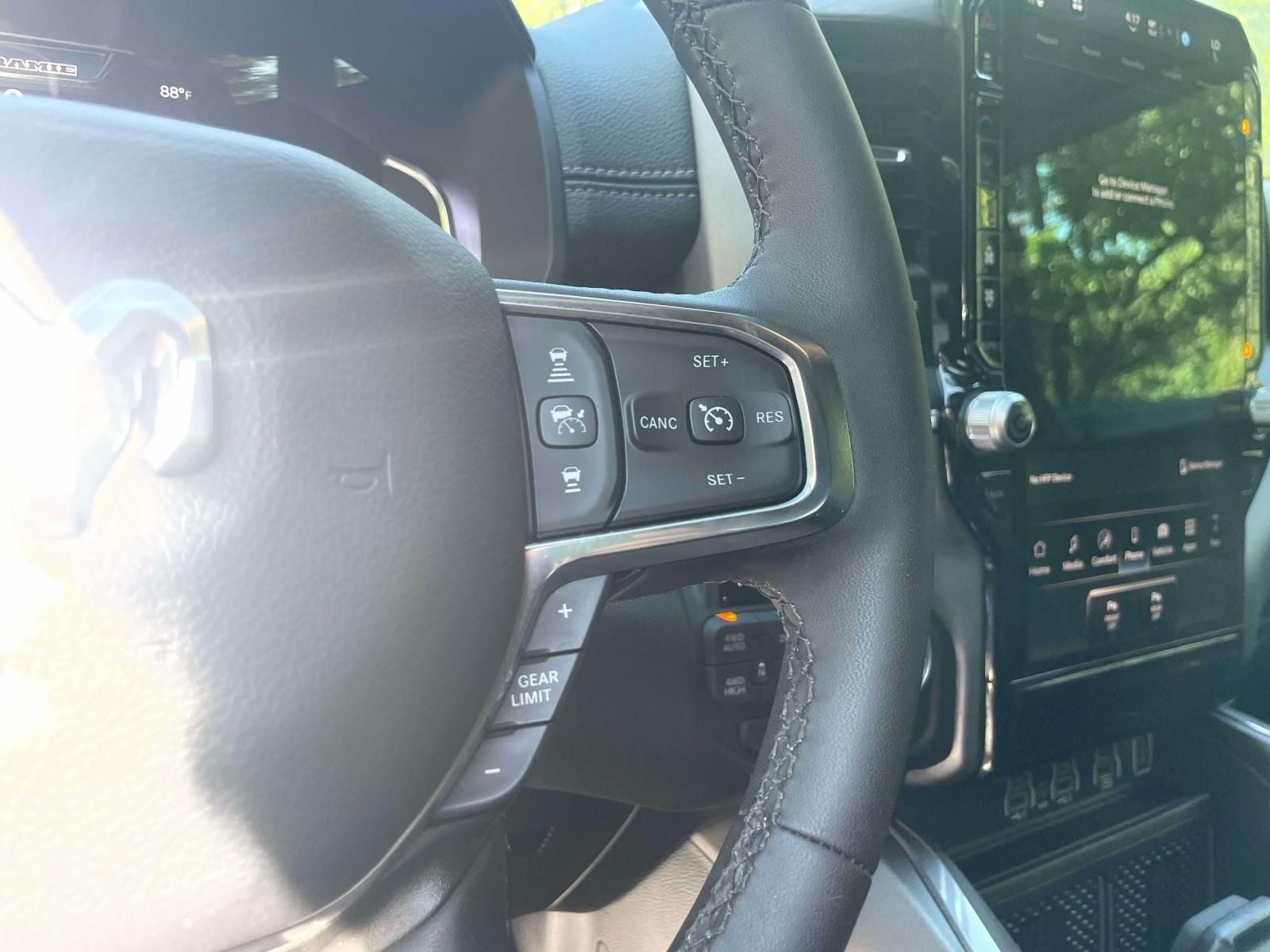 2026 RAM 1500 Laramie Crew Cab 4x4 5'7' Box
