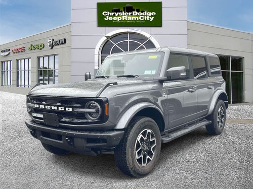 2024 Ford Bronco Outer Banks