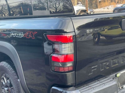 2022 Nissan Frontier Crew Cab PRO-4X 4x4