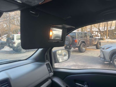 2022 Nissan Frontier Crew Cab PRO-4X 4x4