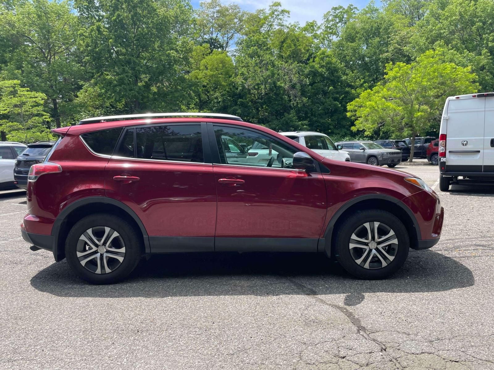 2018 Toyota RAV4 LE