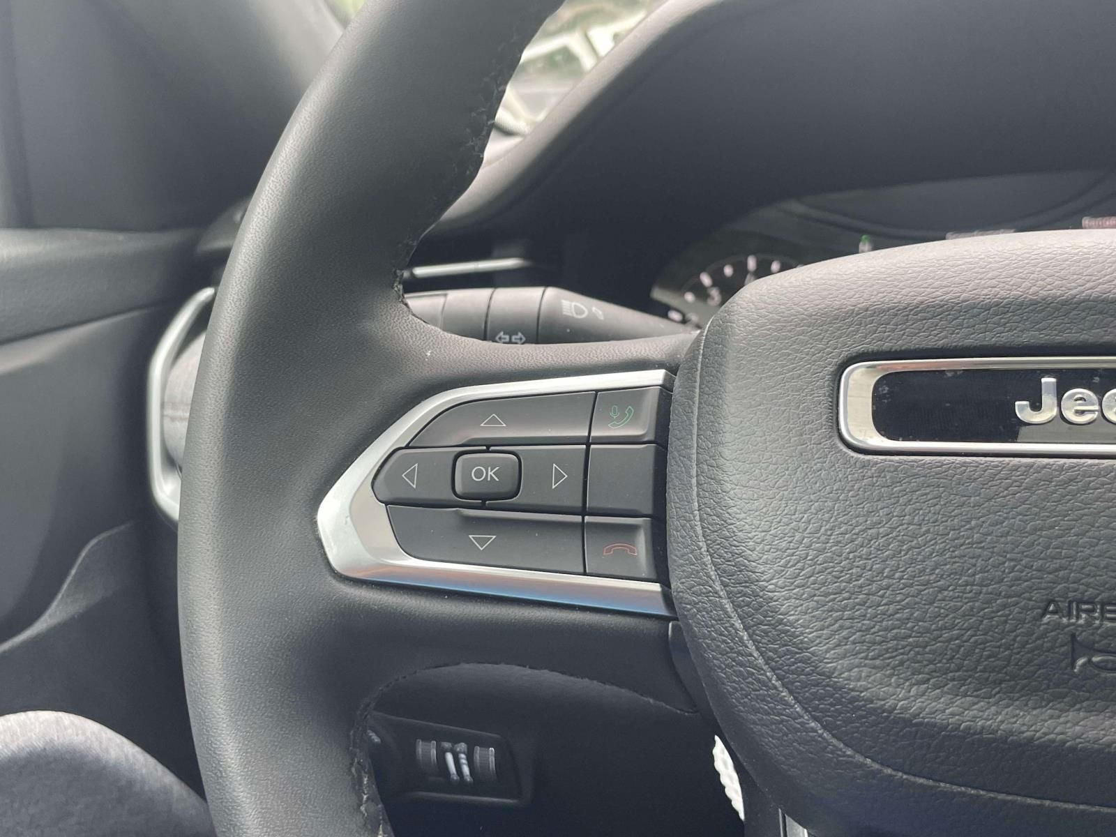 2023 Jeep Compass Latitude Lux FWD
