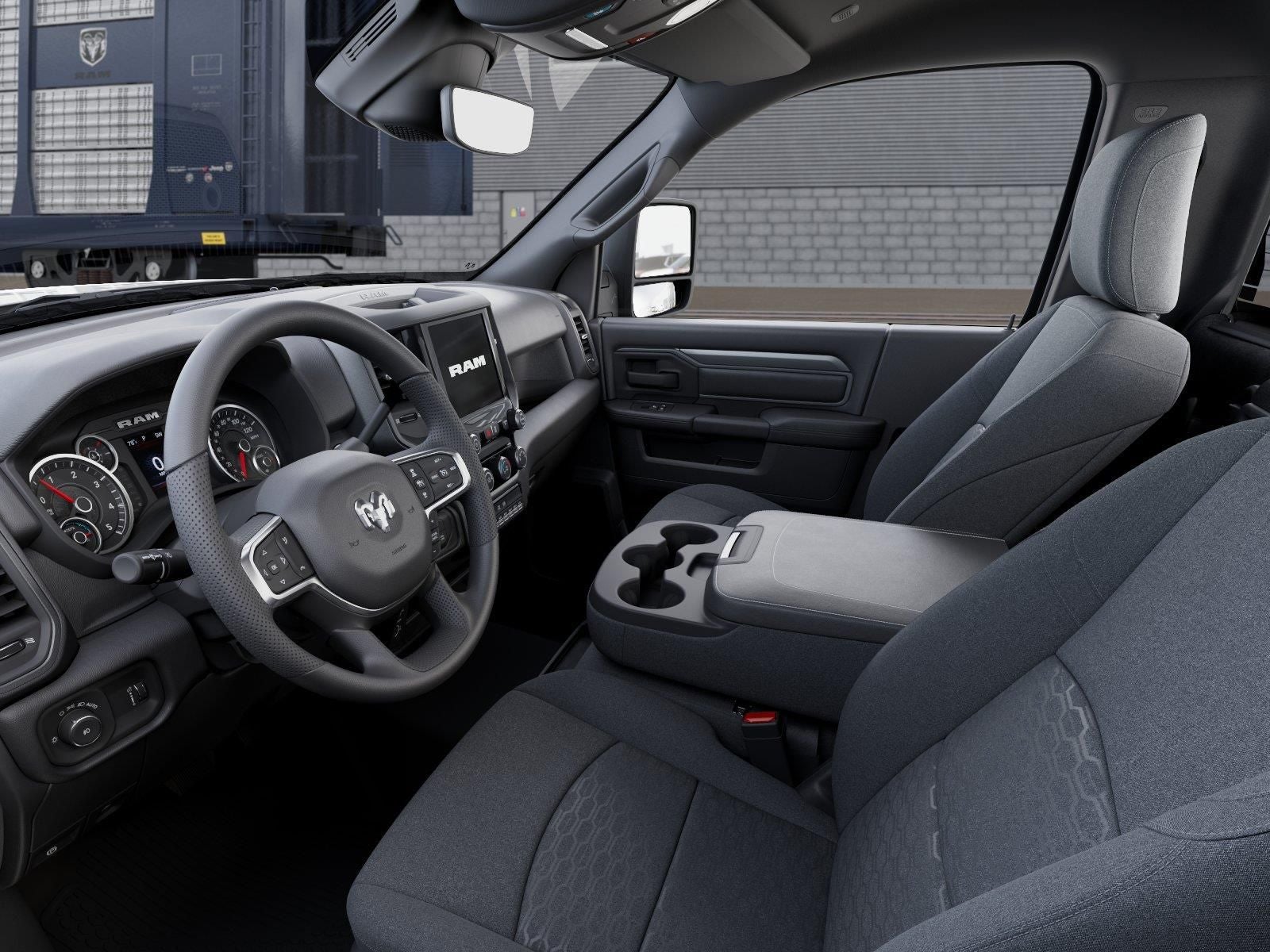 2026 RAM Ram 5500 Chassis Cab RAM 5500 TRADESMAN CHASSIS REGULAR CAB 4X4 84' CA