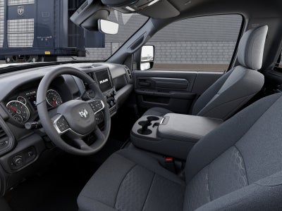 2026 RAM Ram 5500 Chassis Cab RAM 5500 TRADESMAN CHASSIS REGULAR CAB 4X4 84' CA