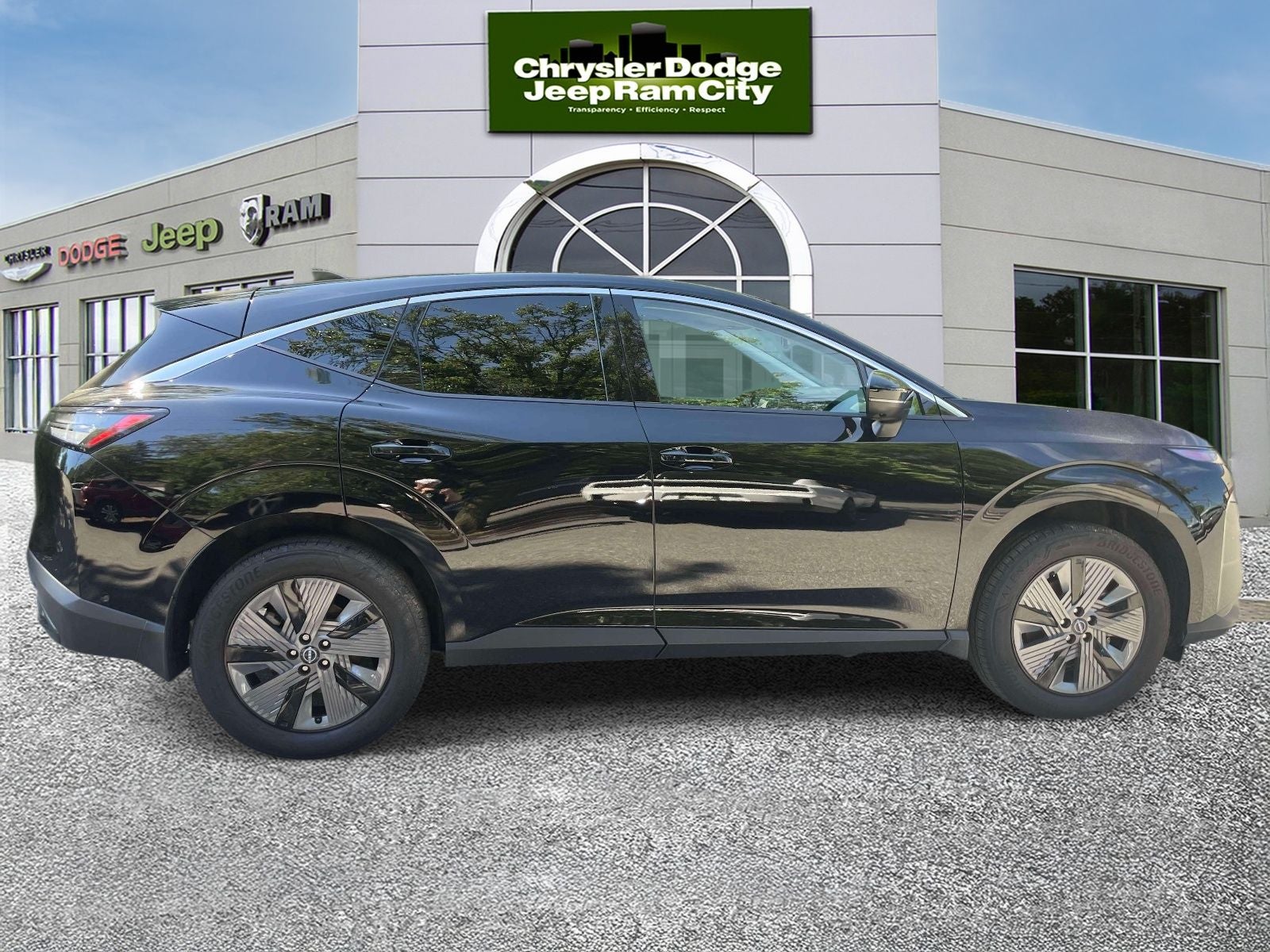 2025 Nissan Murano SL
