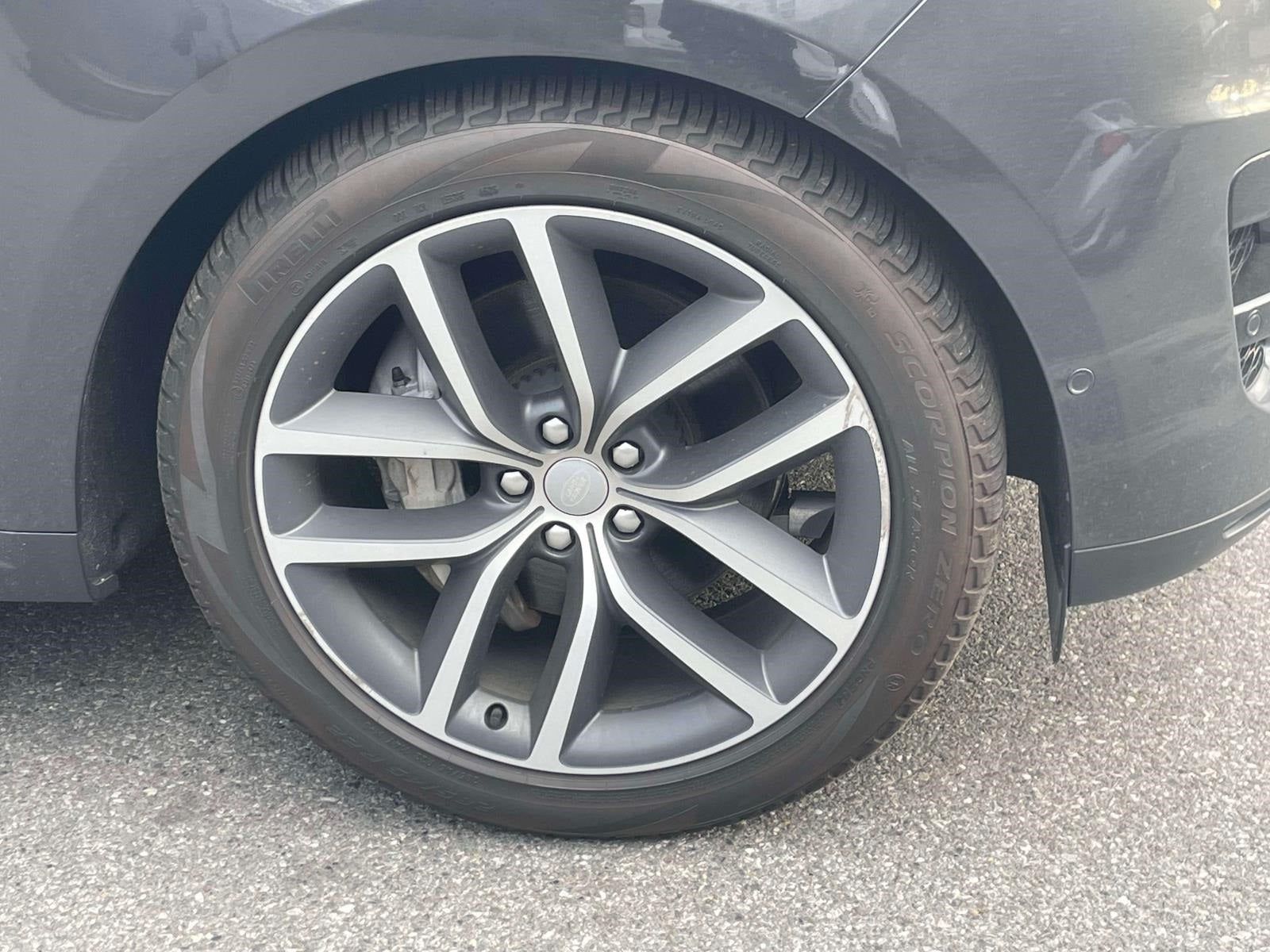 2023 Land Rover Range Rover Sport SE