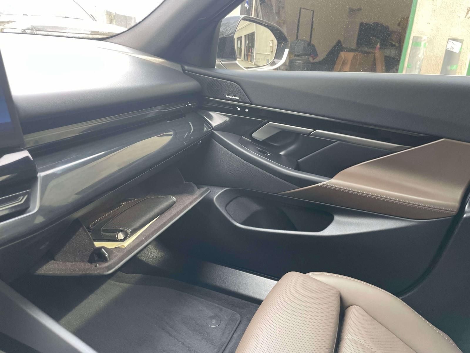 2025 BMW 530i xDrive