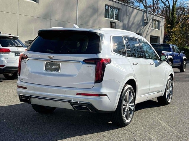2022 Cadillac XT6 Premium Luxury