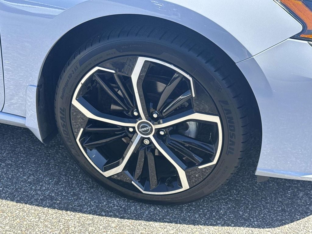 2025 Nissan Altima 2.5 SR