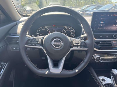 2025 Nissan Altima 2.5 SR