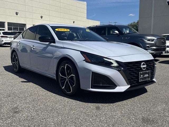 2025 Nissan Altima 2.5 SR