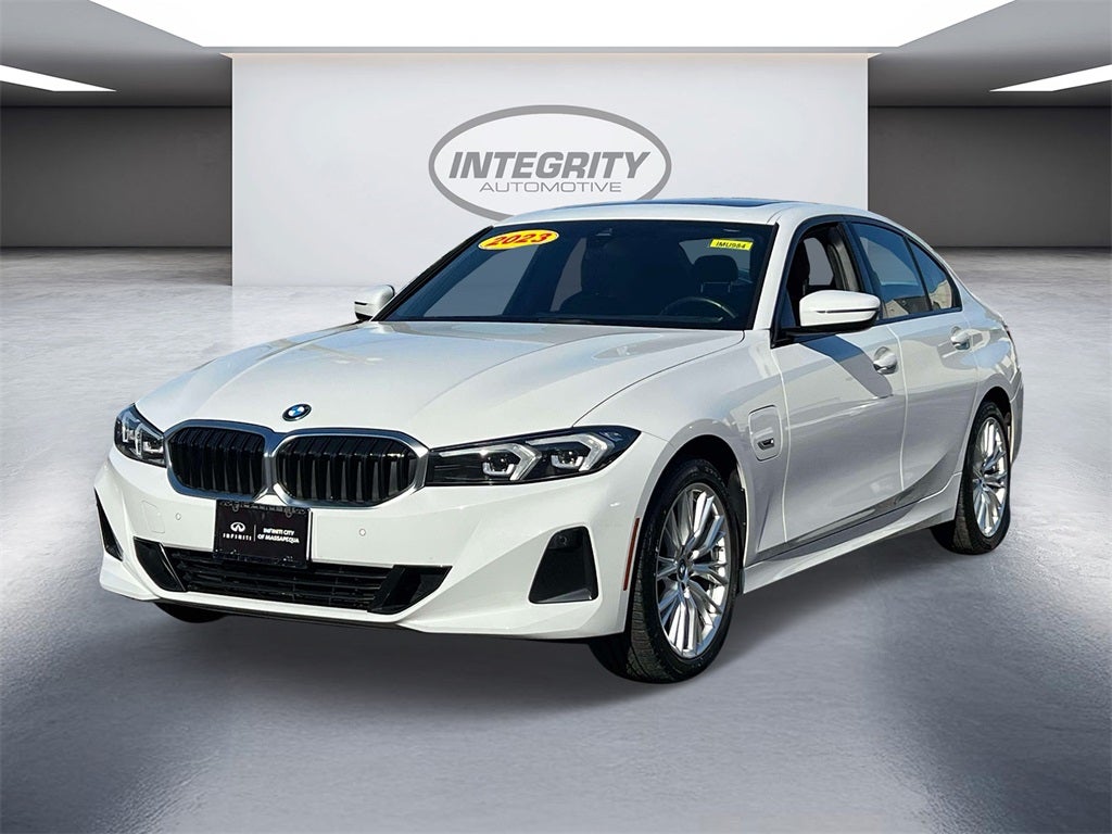 2023 BMW 3 Series 330e xDrive