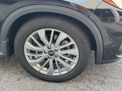 2023 INFINITI QX50 LUXE AWD