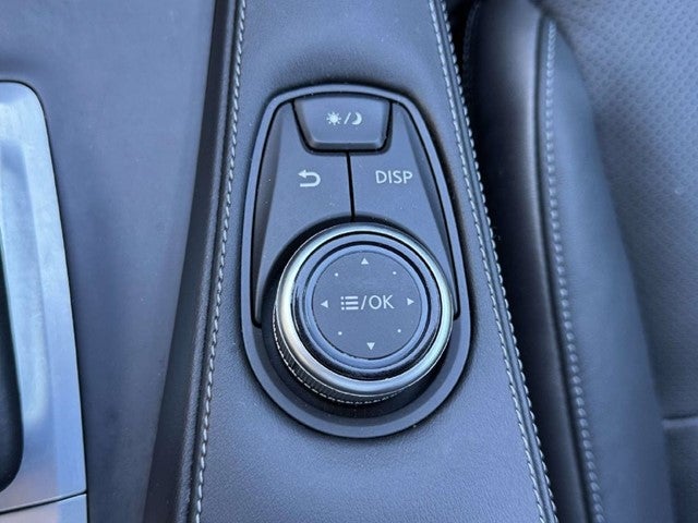 2023 INFINITI QX50 LUXE AWD