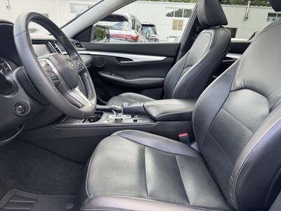 2019 INFINITI QX50 ESSENTIAL AWD