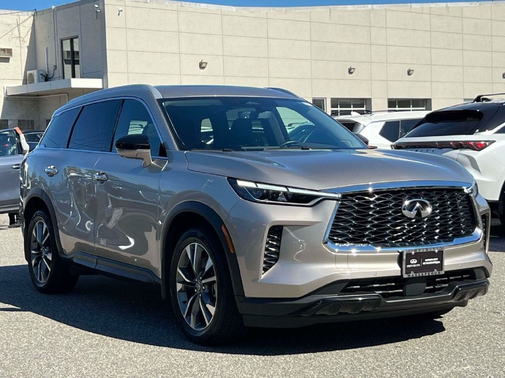 2025 INFINITI QX60 Luxe AWD