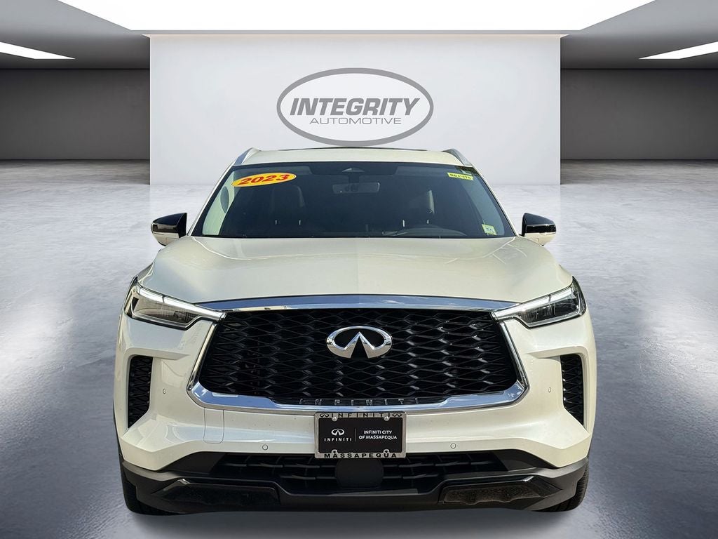 2023 INFINITI QX60 LUXE AWD
