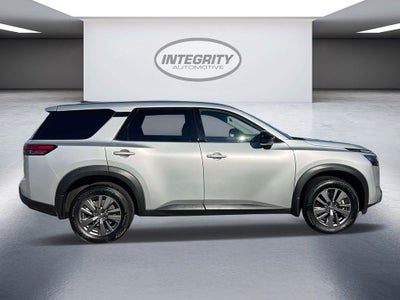 2025 Nissan Pathfinder S