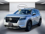 2023 Nissan Pathfinder SV
