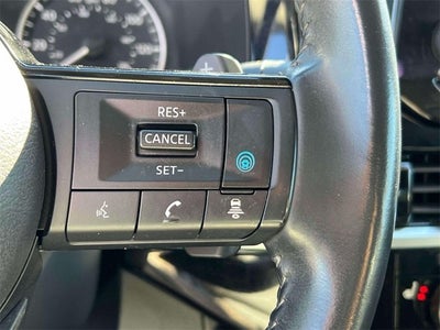 2023 Nissan Pathfinder SV