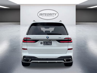 2023 BMW X7 xDrive40i