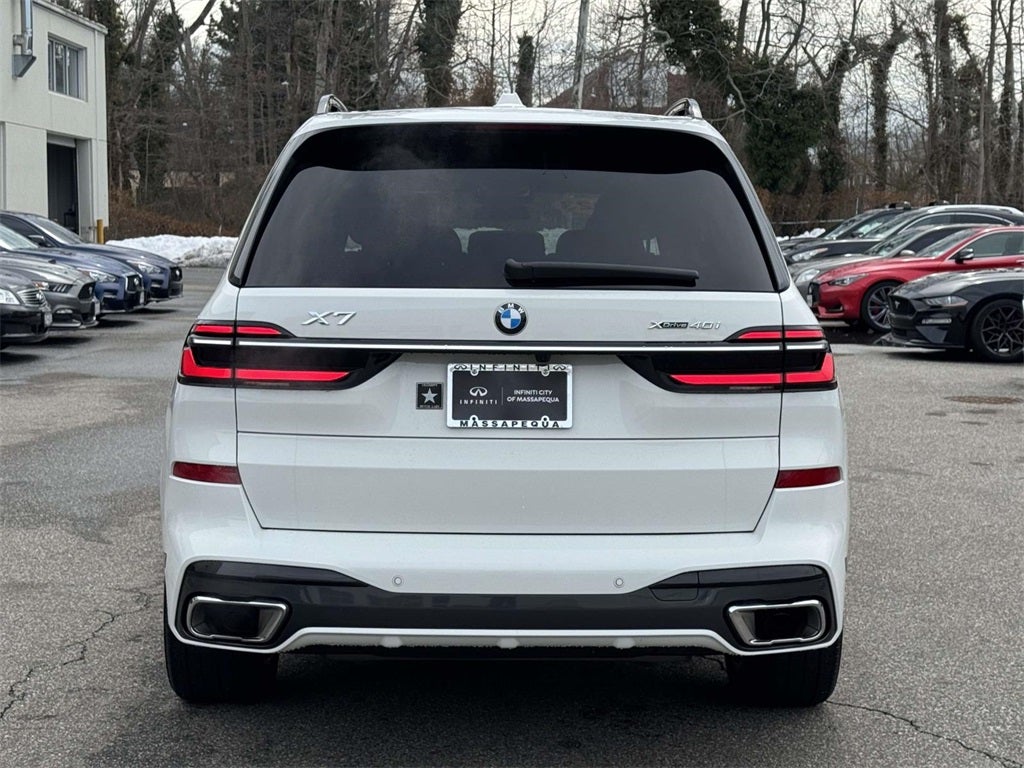 2023 BMW X7 xDrive40i