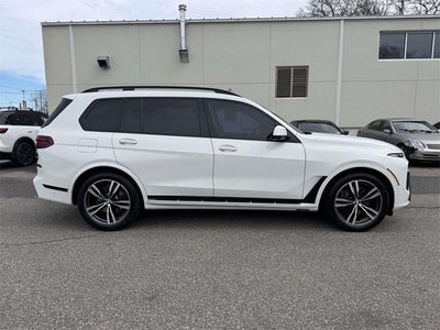 2023 BMW X7 xDrive40i