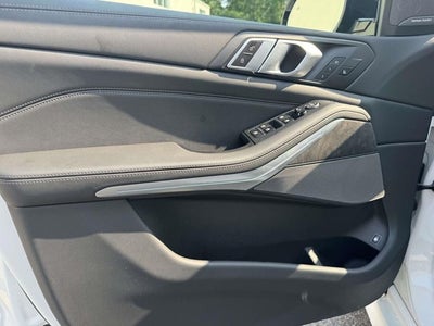 2025 BMW X5 xDrive50e